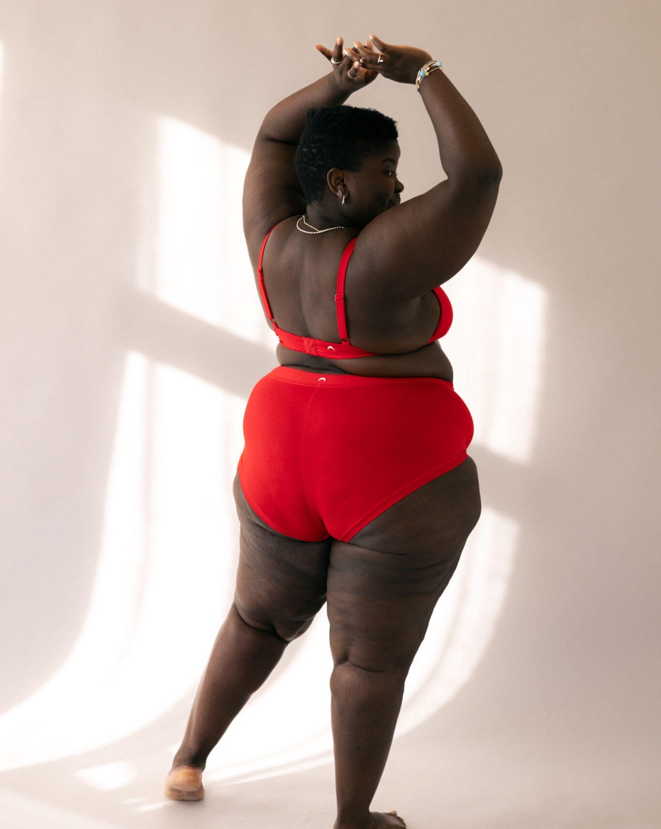 Red (Limited) | Model is wearing size 3XL