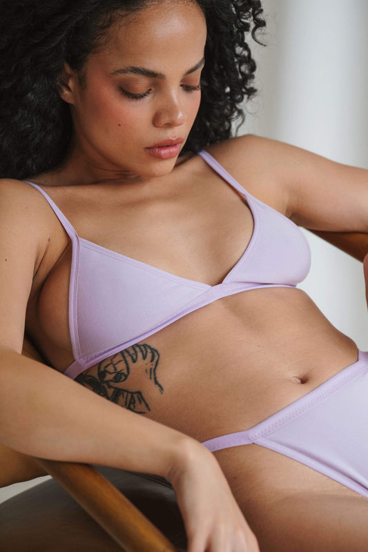 Lilac | Model is wearing size S