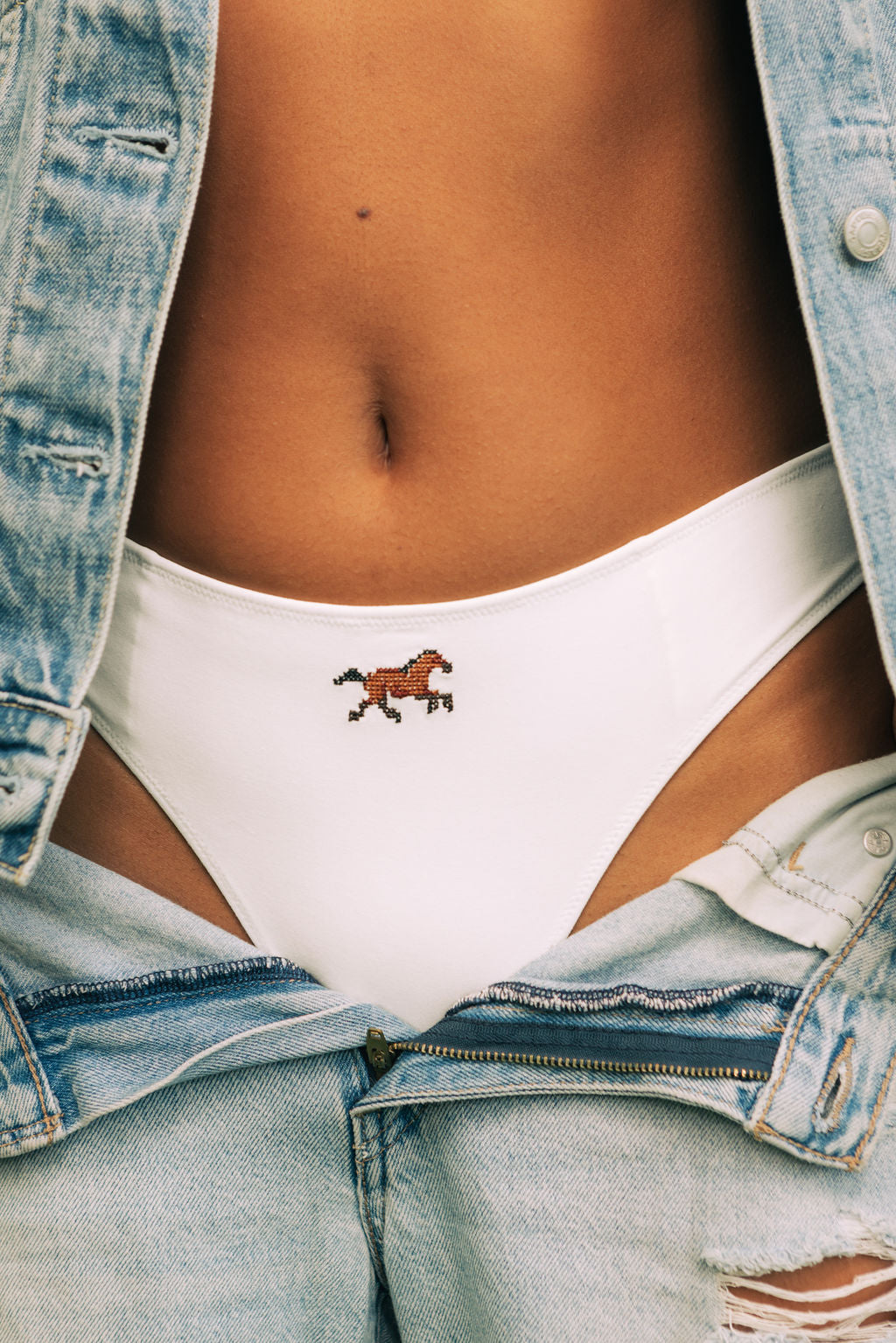 Charms Multi | Model is wearing size S