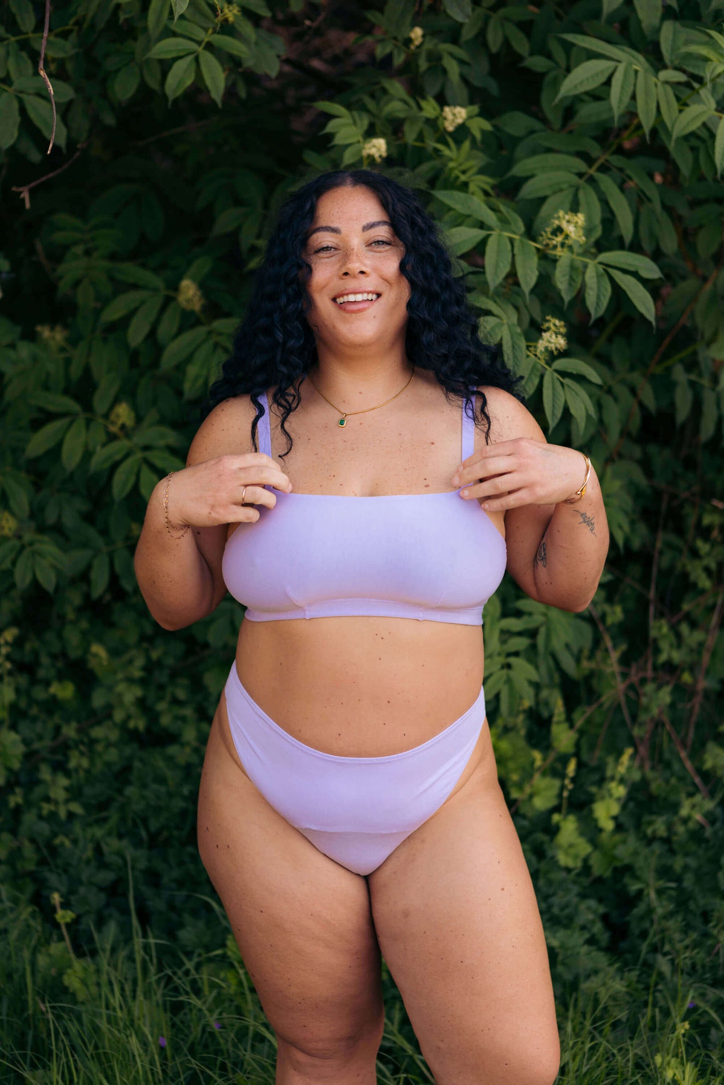 Lilac | Model is wearing size XL (bottom) and 2XL (top)