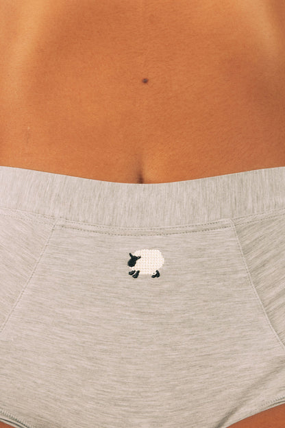 Sheep / Grey | Model is wearing size S