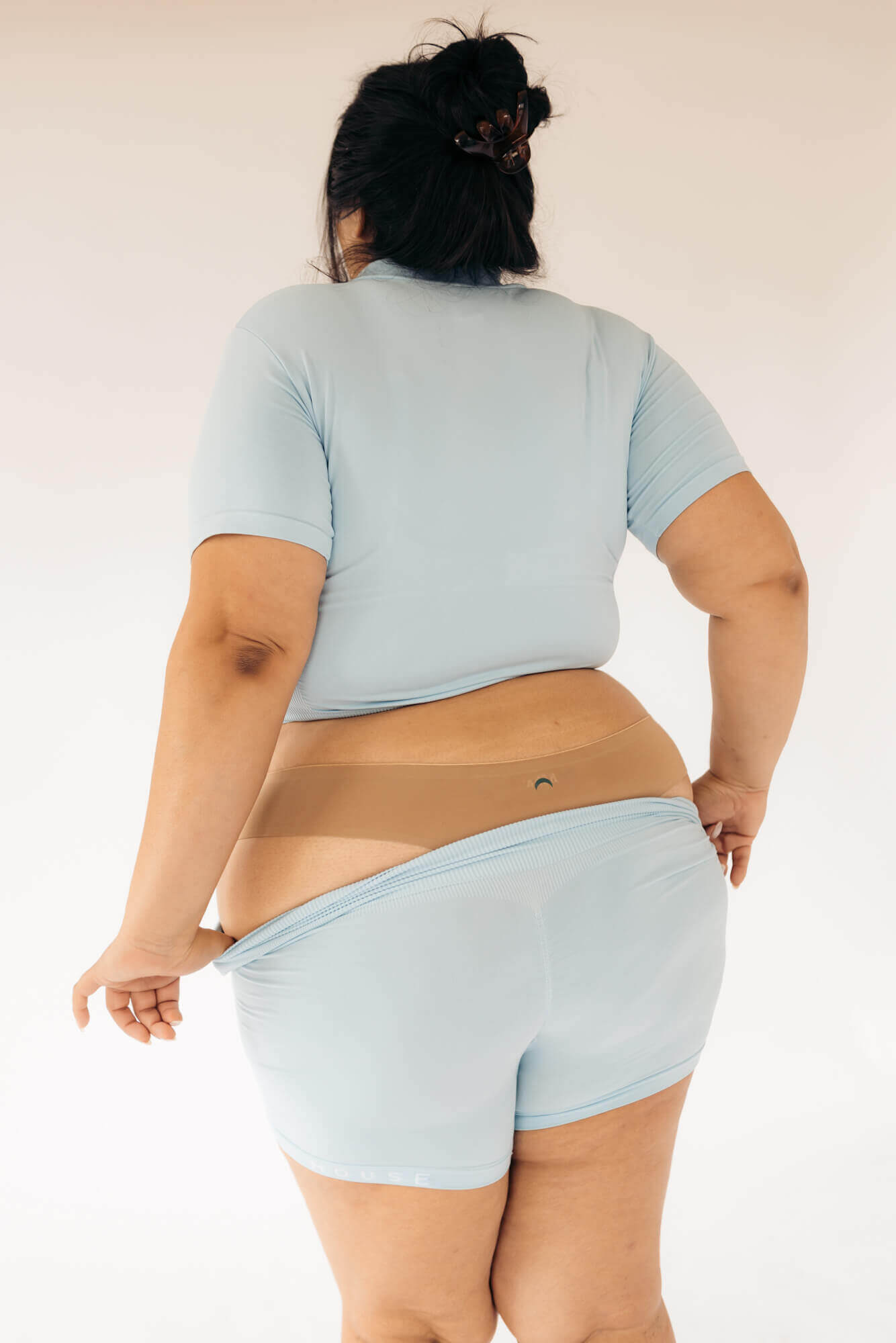 Tan | Model is wearing size 3XL