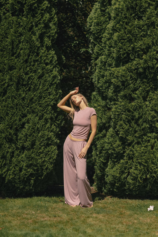 Quartz | Model is size XS top, S bottoms, and 5'7"