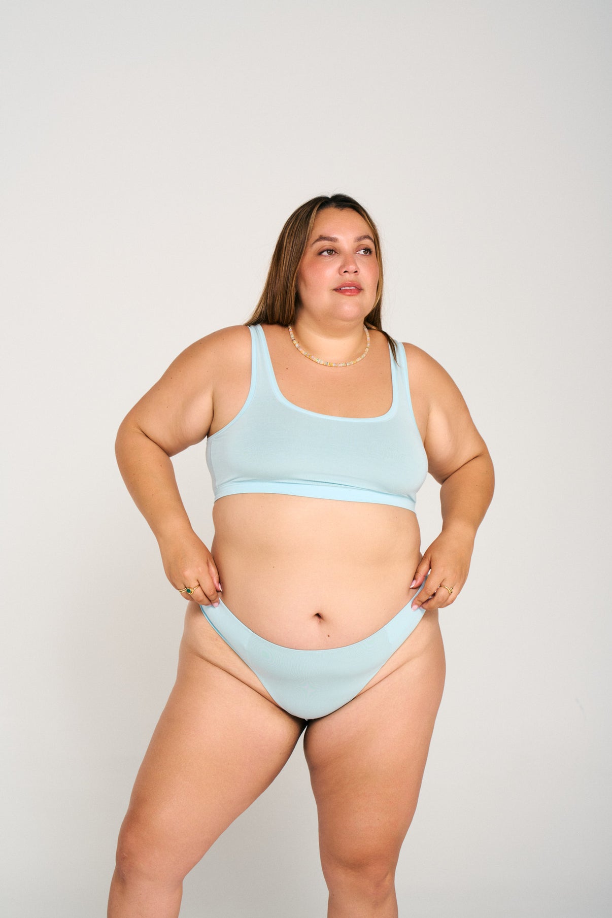 Plunge | Model is wearing size XL bra and 2XL undie