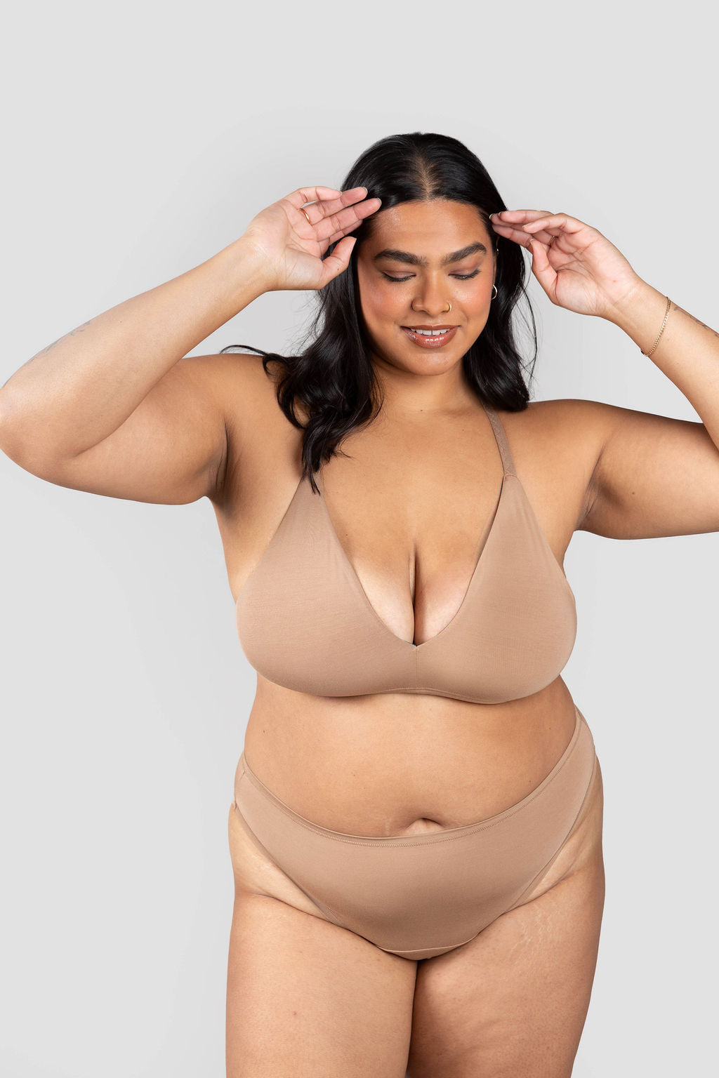 Tan | Model is wearing size 2XL