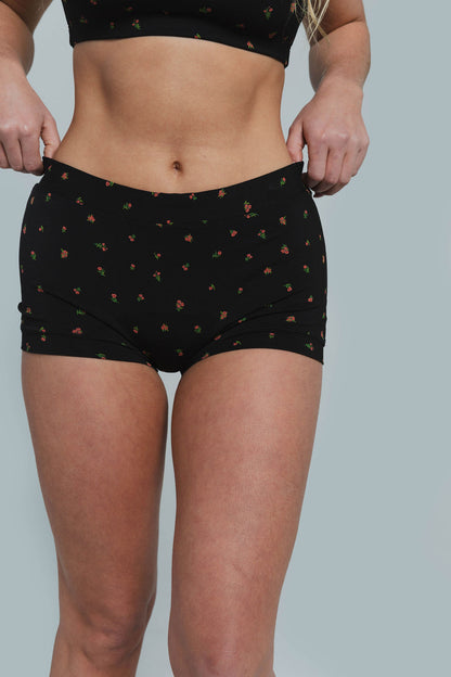 Midnight Rose | Model is wearing size M