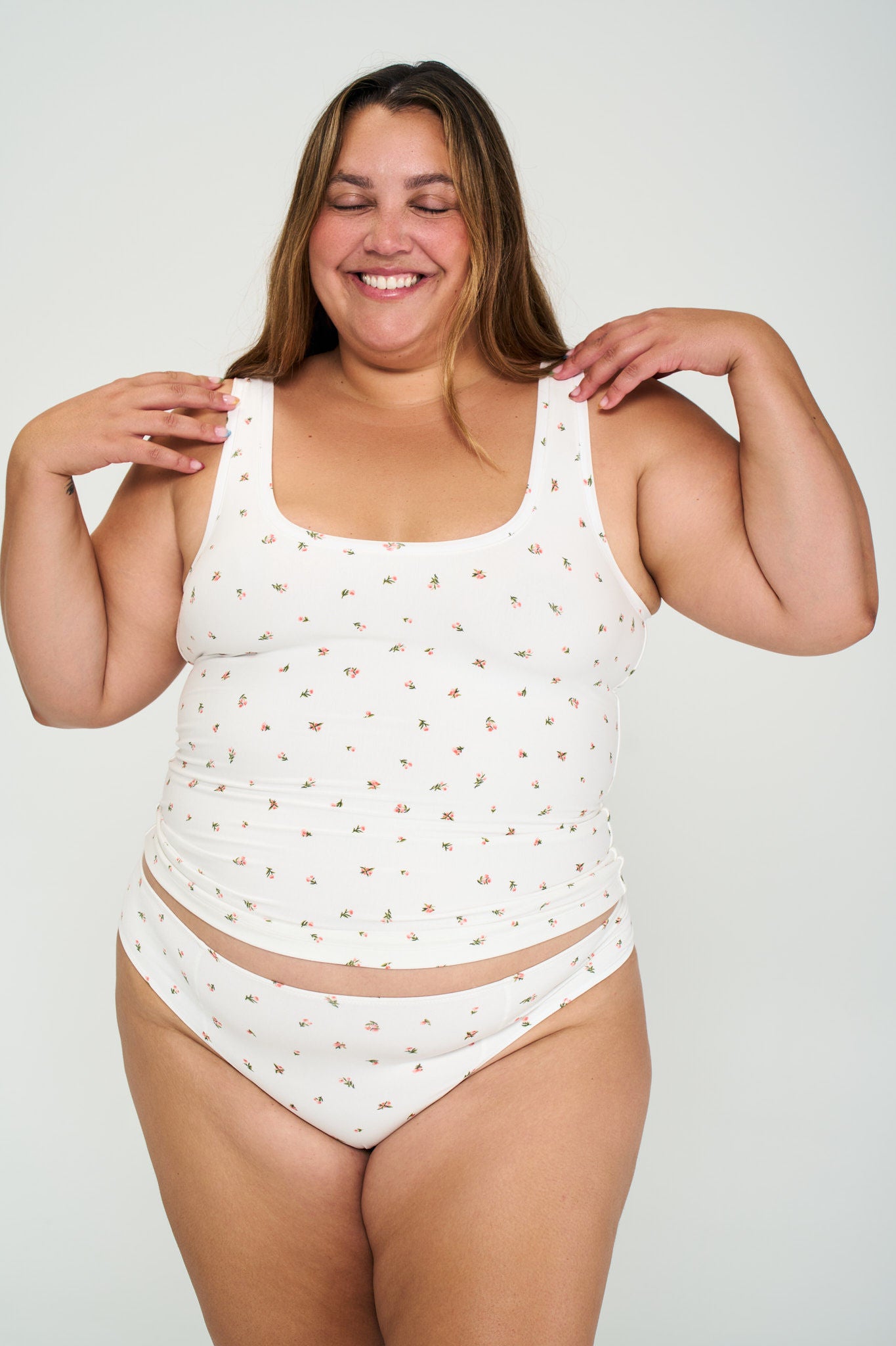 Morning Rose | Model is wearing size 2XL top & 2XL undie