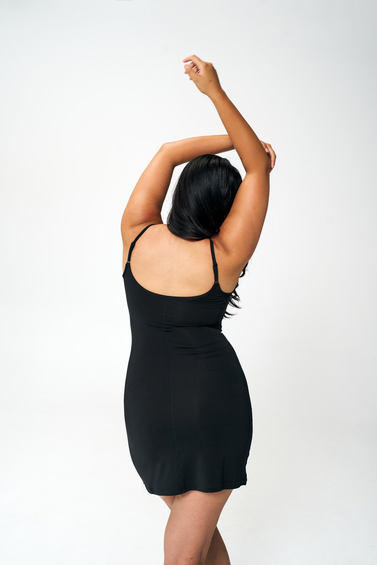 Black | Model is size L and 5'10".