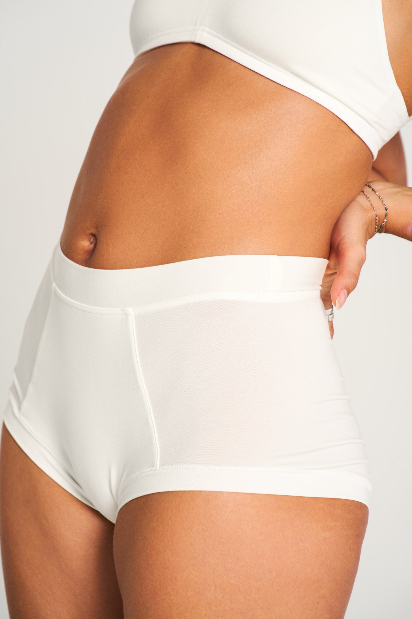 Undyed | Model is wearing size S undie & XS bra