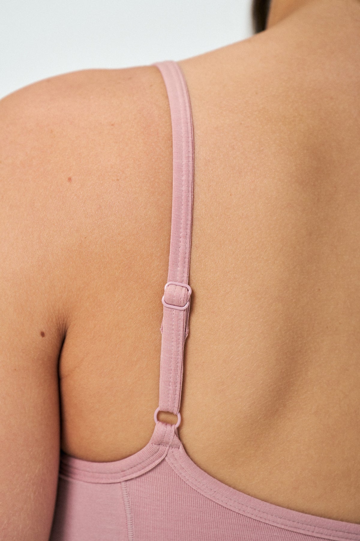 Quartz | Model is size S top and 5’9”