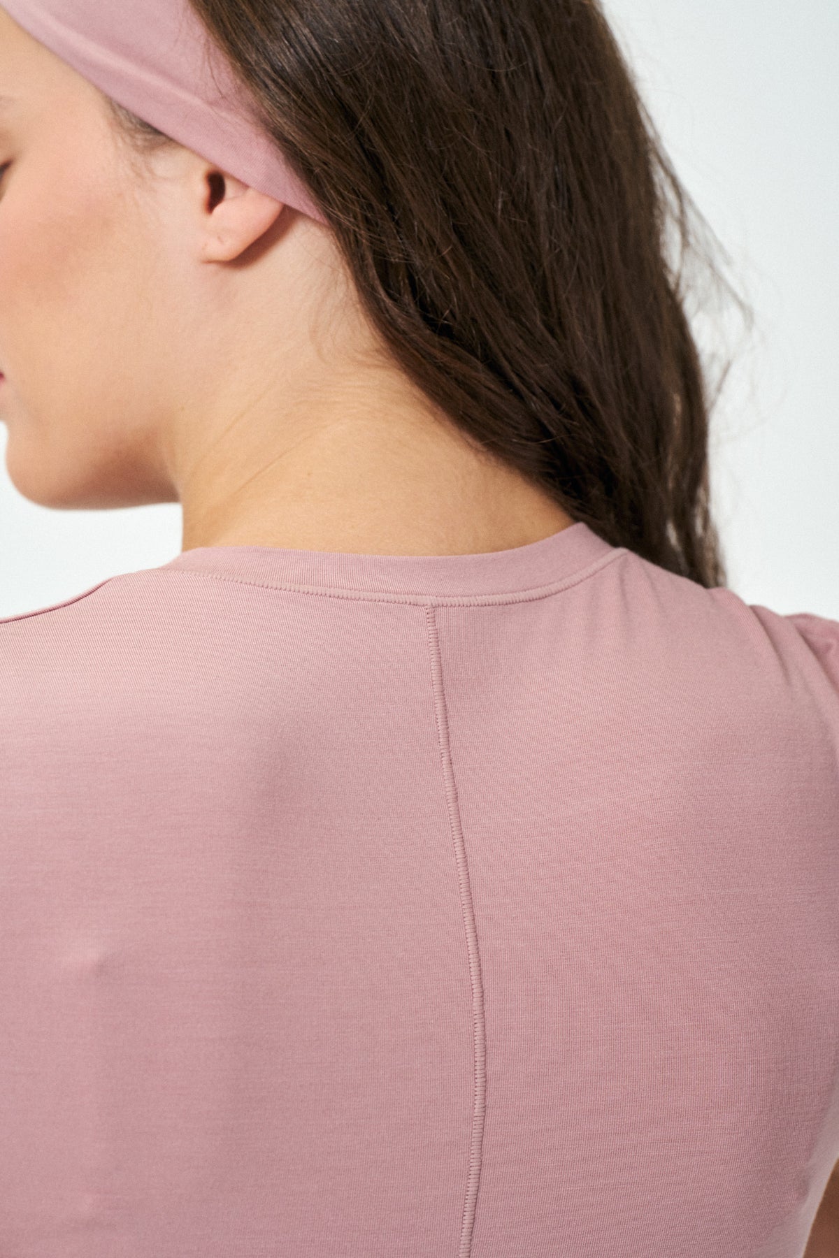 Quartz | Model is size S top and 5’9”