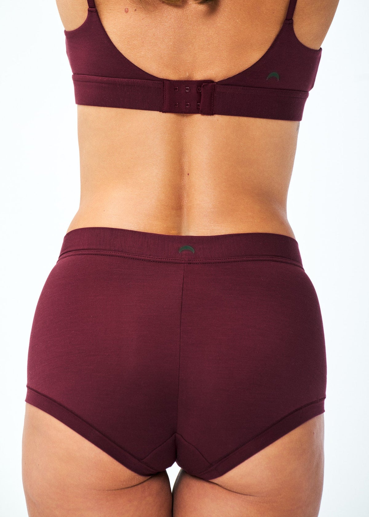 Merlot | Model wears size S
