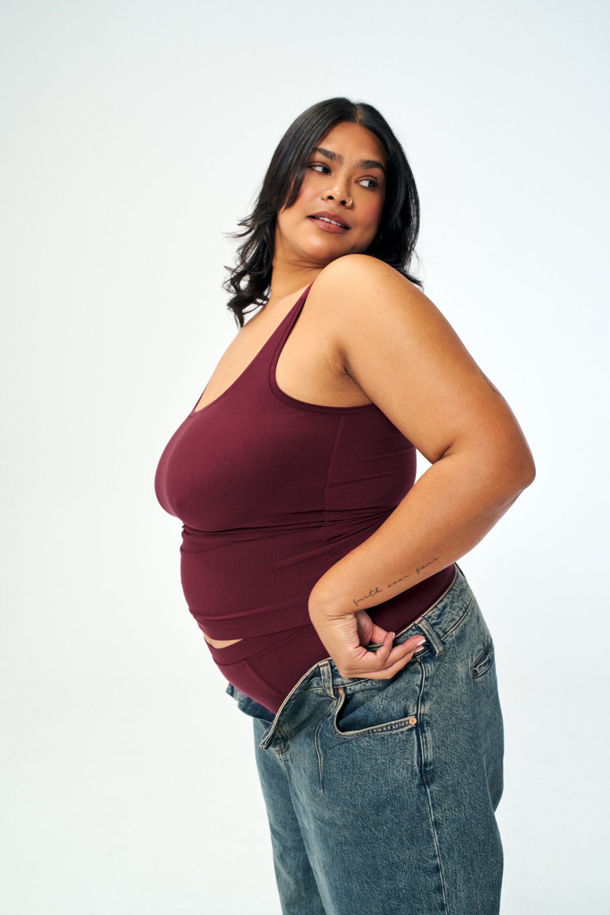 Merlot | Model wears size 2XL