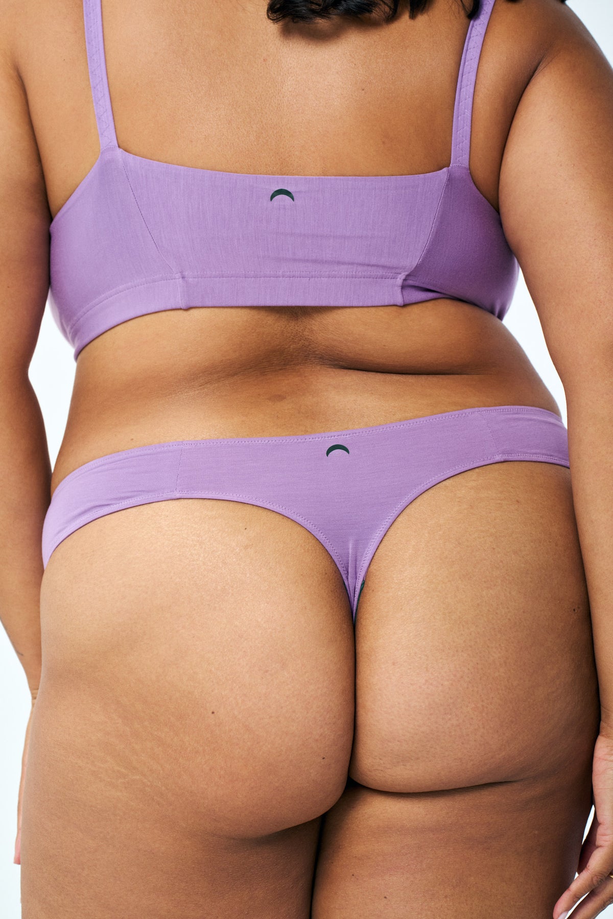 Thyme | Model wears size 2XL