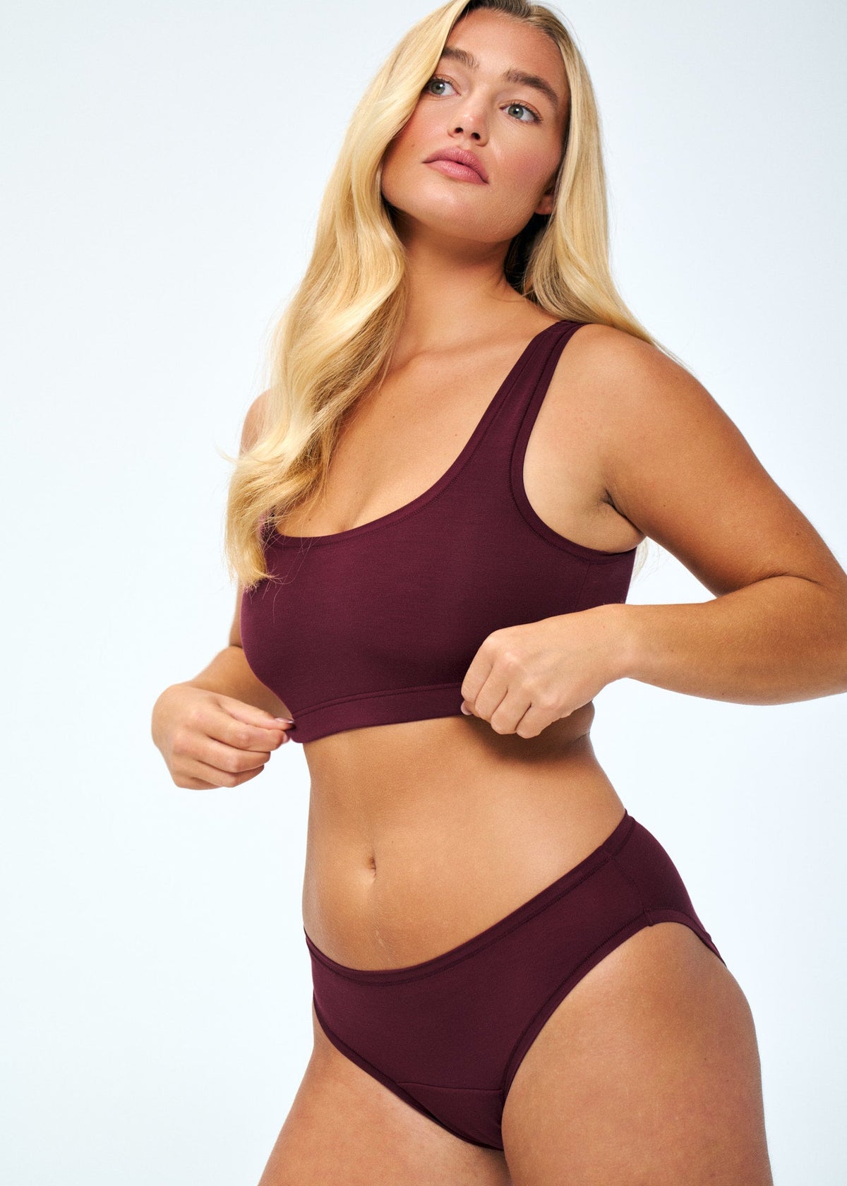 Merlot | Model wears size M