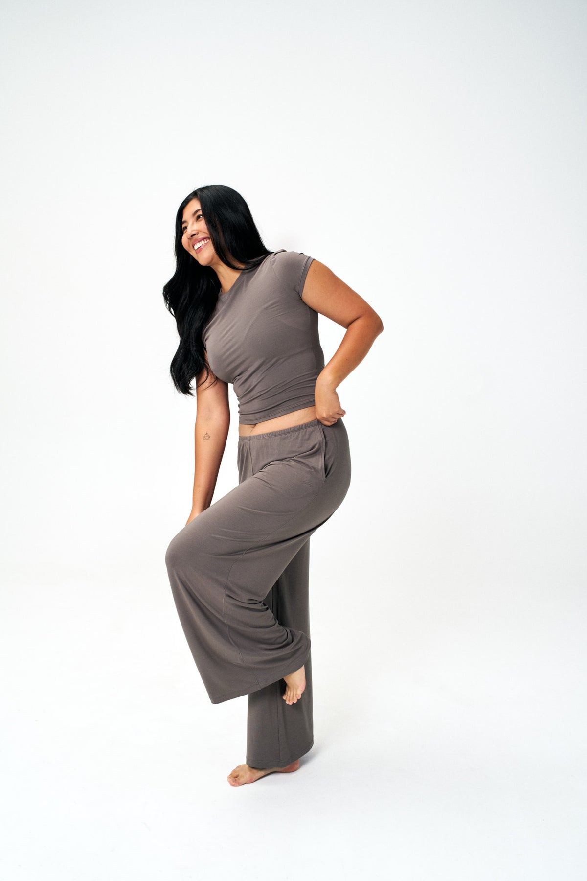 Iron | Model is size M top, L bottom and 5'10".