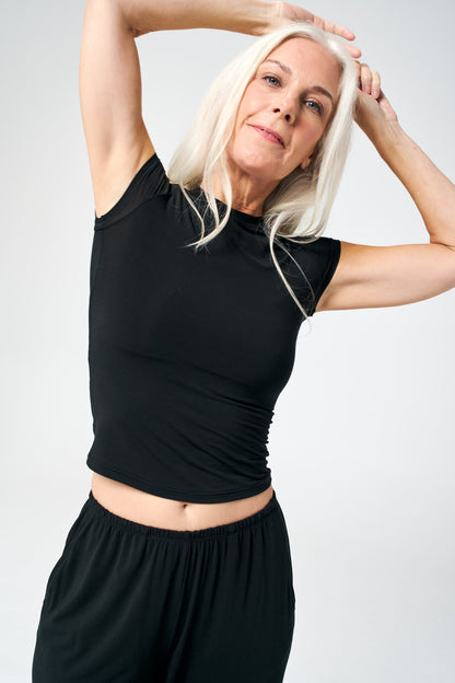 Black | Model is size XS and 5’8”.