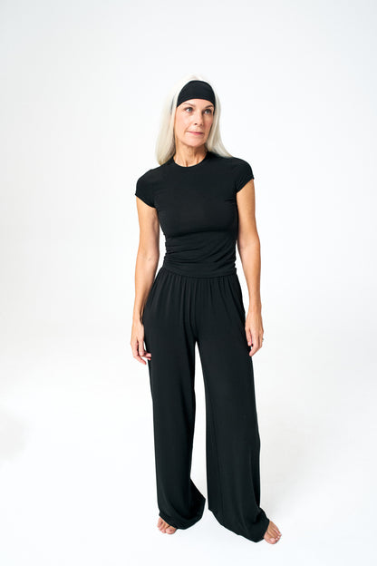 Black | Model is size XS and 5’8”.