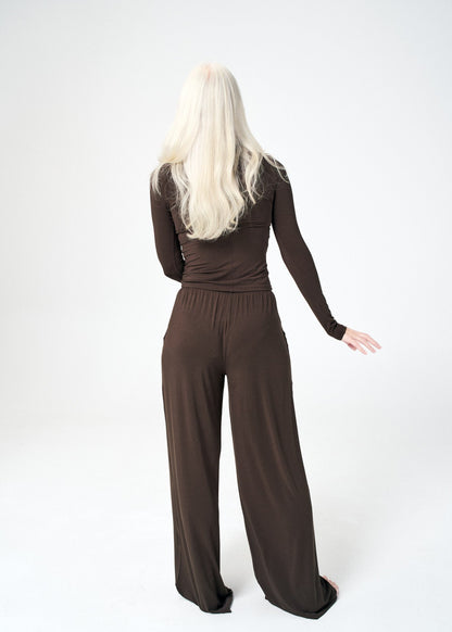 Java | Model is size XS and 5’8”