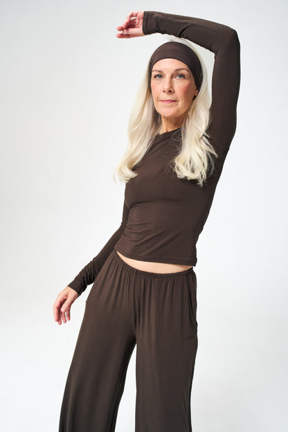 Java | Model is size XS and 5’8”.