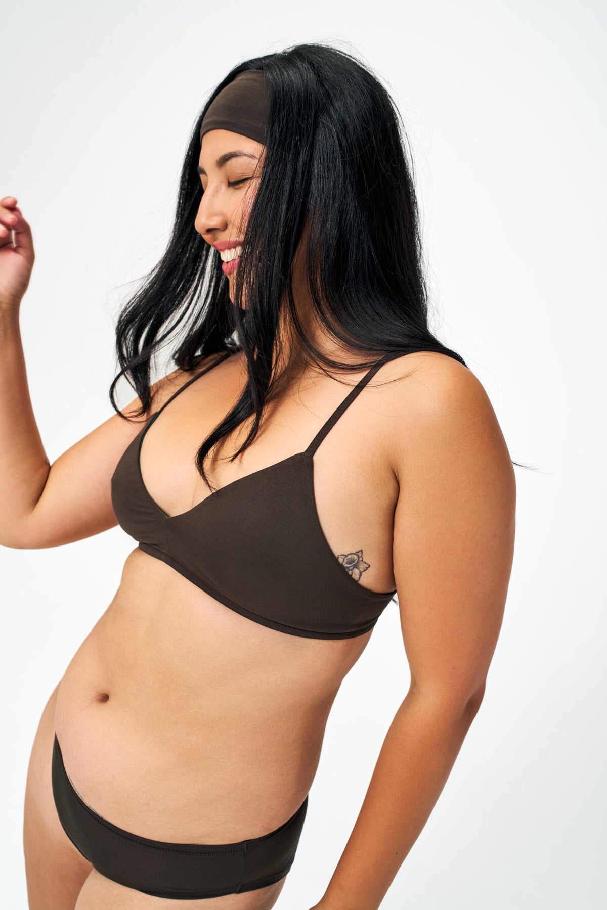 Java | Model is wearing size M bra & L undie