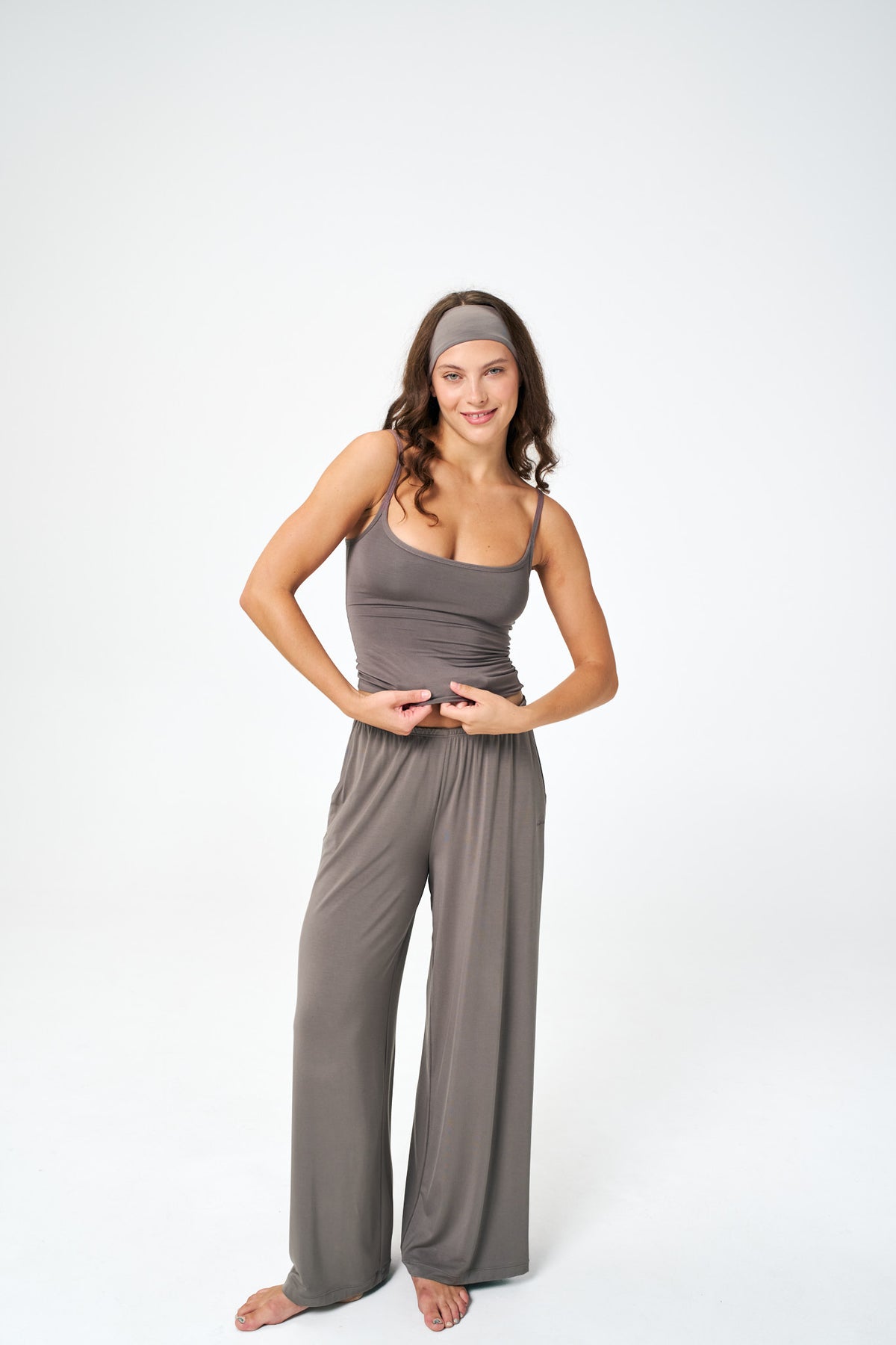 Iron | Model is size S top, XS bottom and 5’9”.