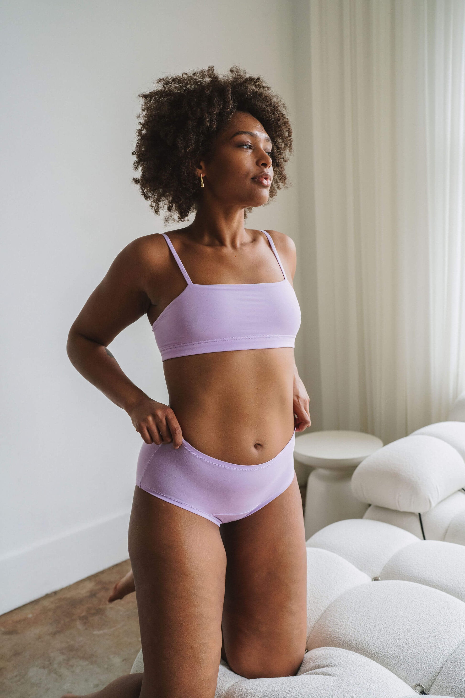 Lilac | Model is wearing size M