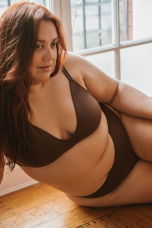 Brown | Model is wearing size 2XL