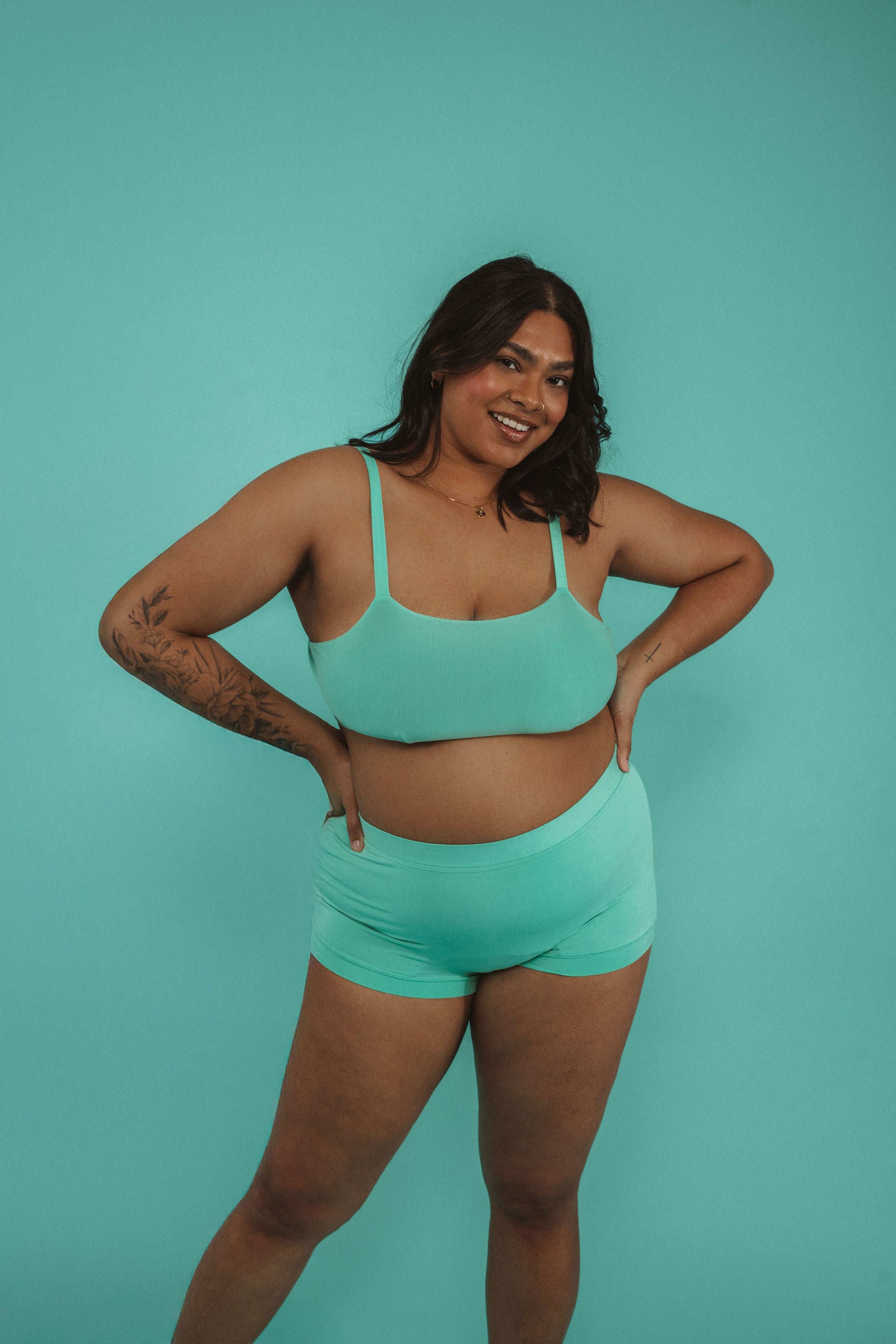 Blue Crush | Model wearing size 2XL (top) & size XL (bottom)