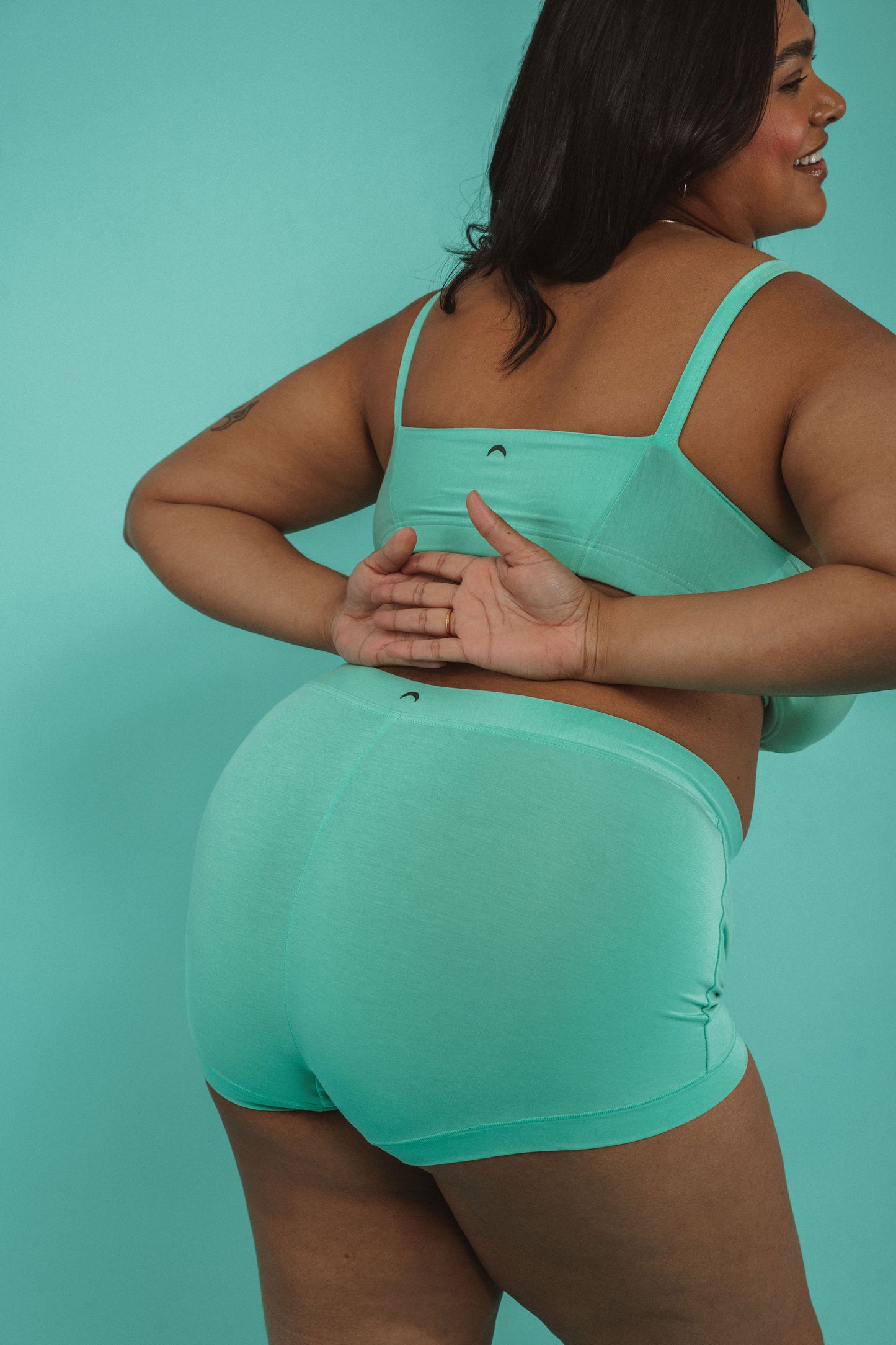 Blue Crush | Model wearing size 2XL (top) & size XL (bottom)