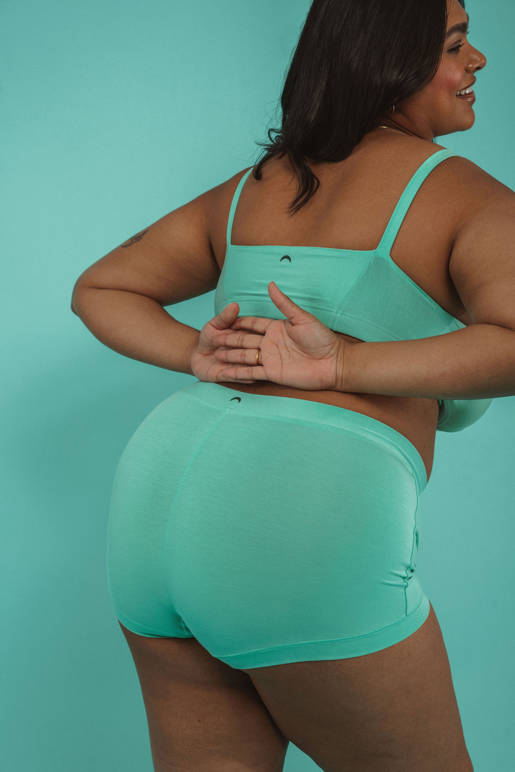 Blue Crush | Model wearing size 2XL (top) & size XL (bottom)