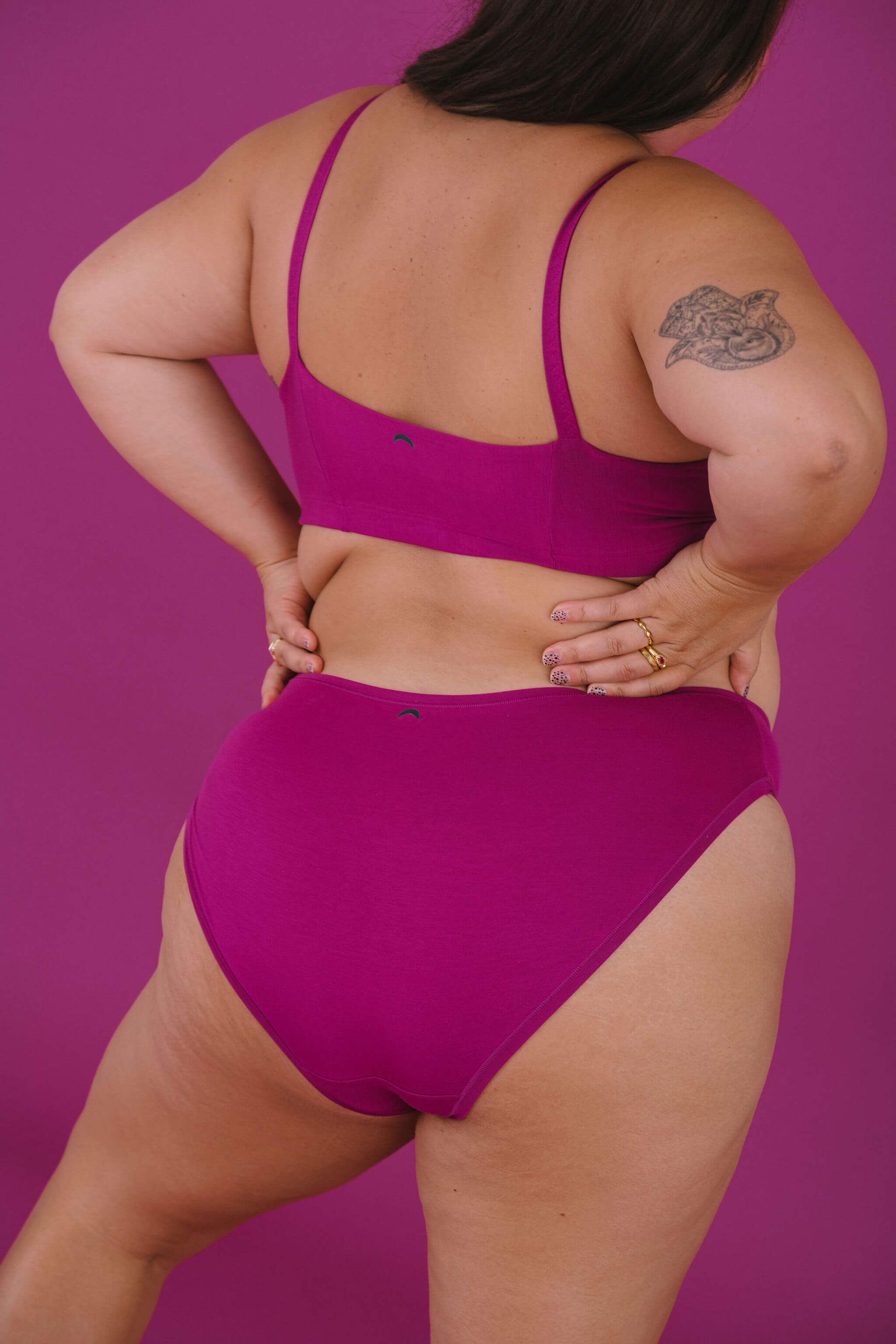 Berry | Model is wearing size 2XL