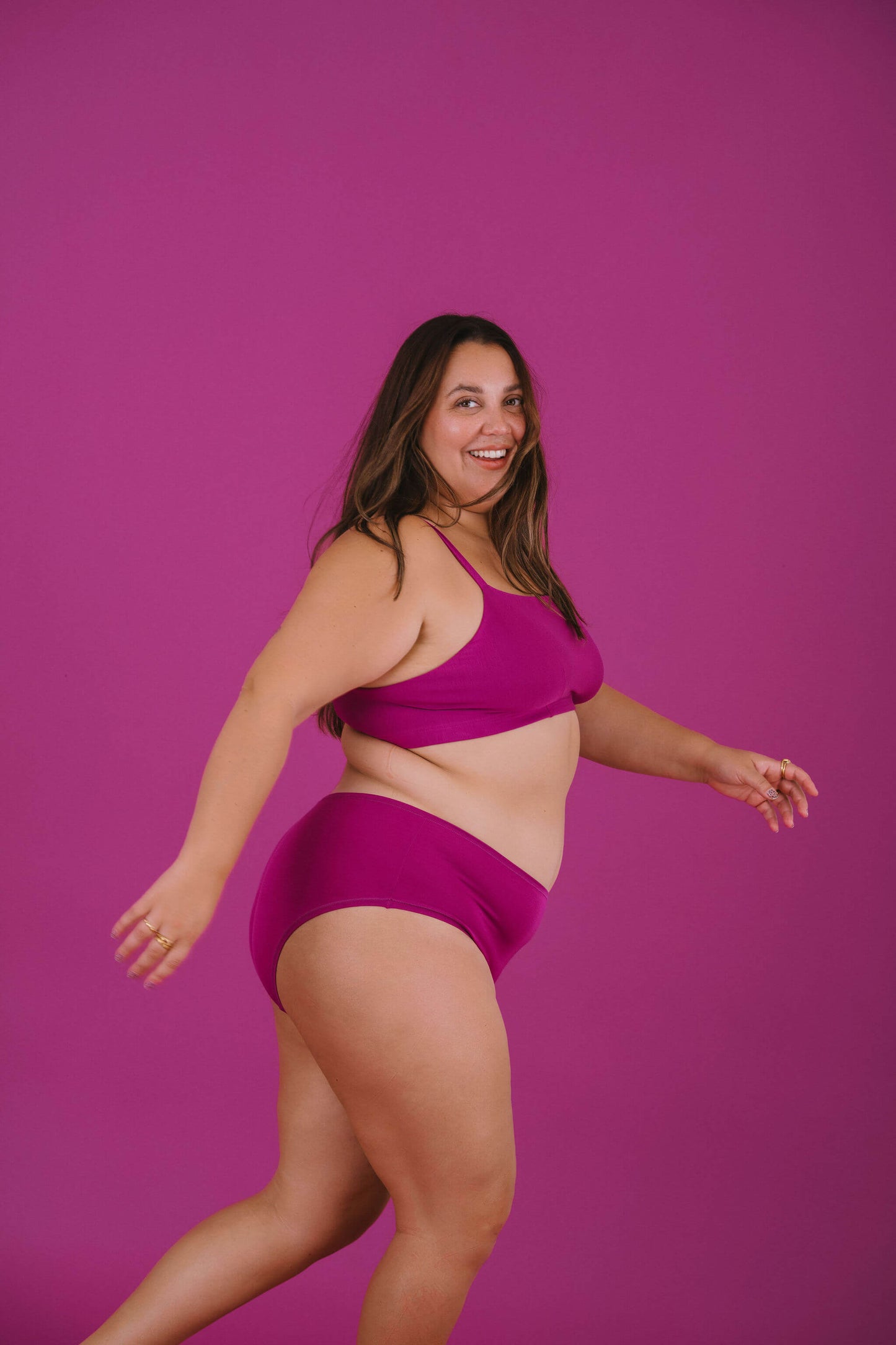 Berry | Model is wearing size 2XL