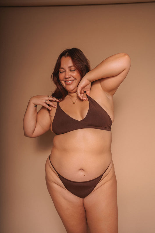 Brown | Model is wearing size 2XL