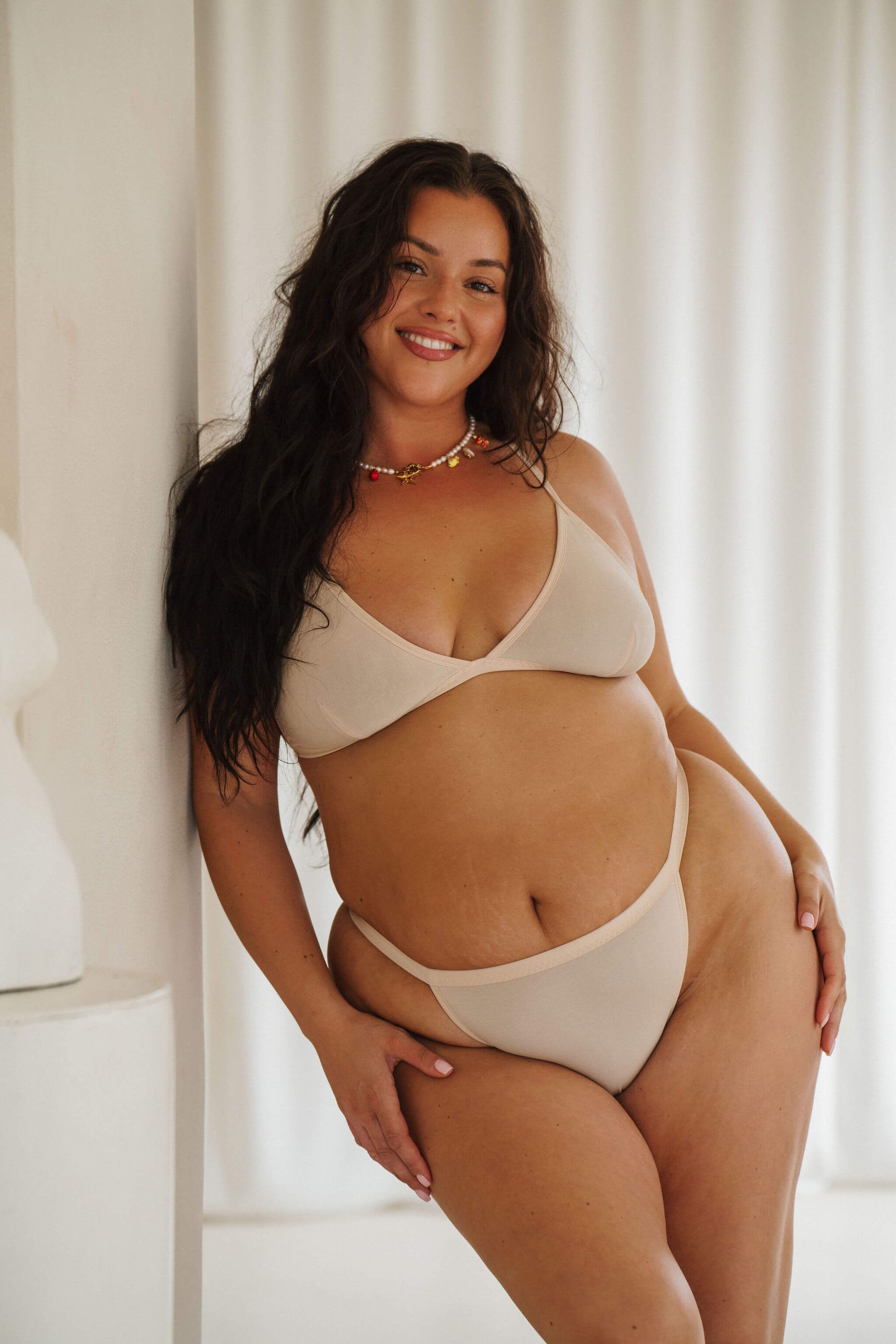 Beige| Model is wearing size XL