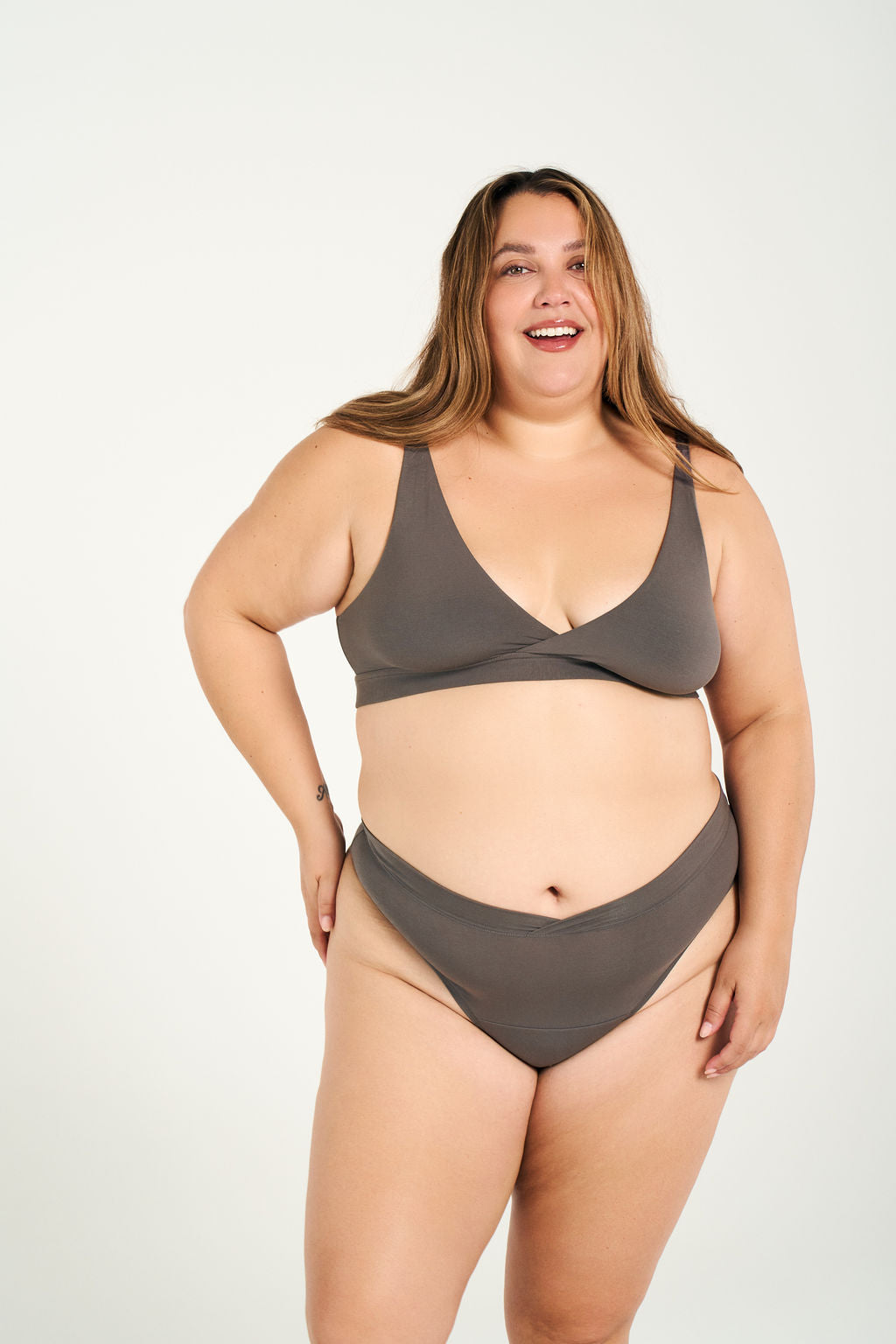Tourmaline | Model is wearing size 2XL