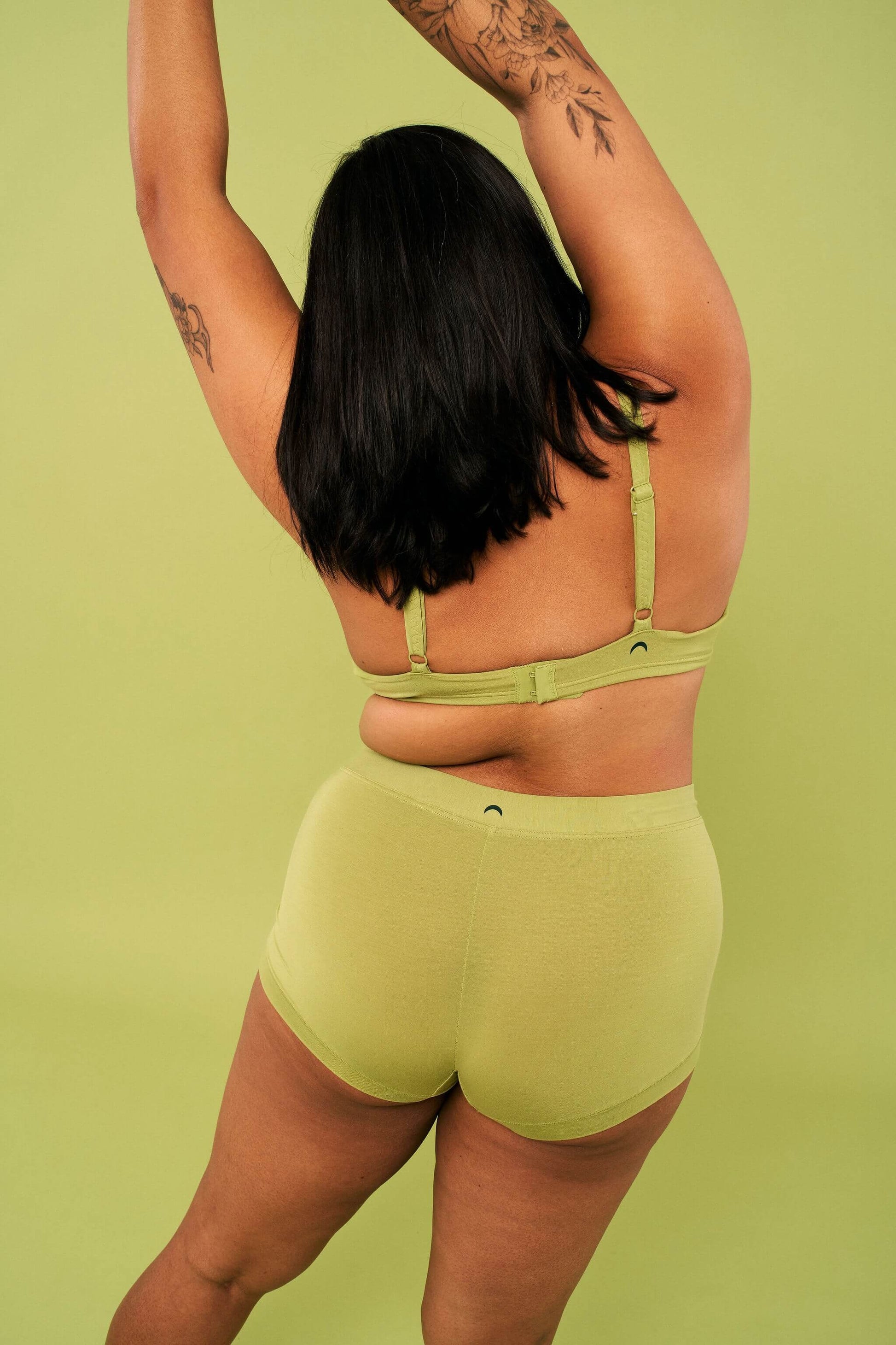 Pistachio | Model is wearing size 2XL