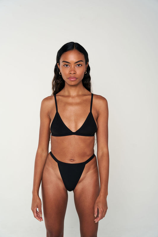 Black | Model is wearing size XS