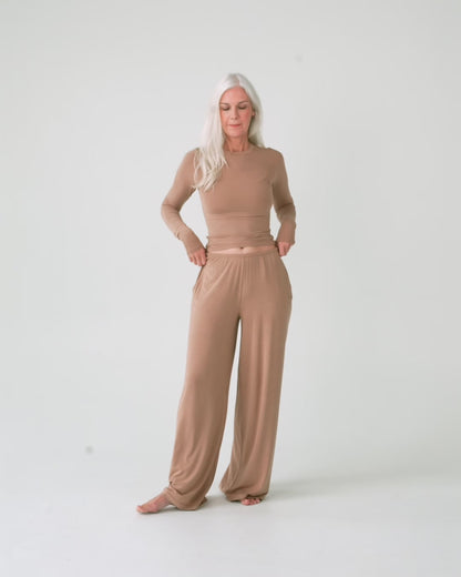 Tan | Model is XS and 5’8”