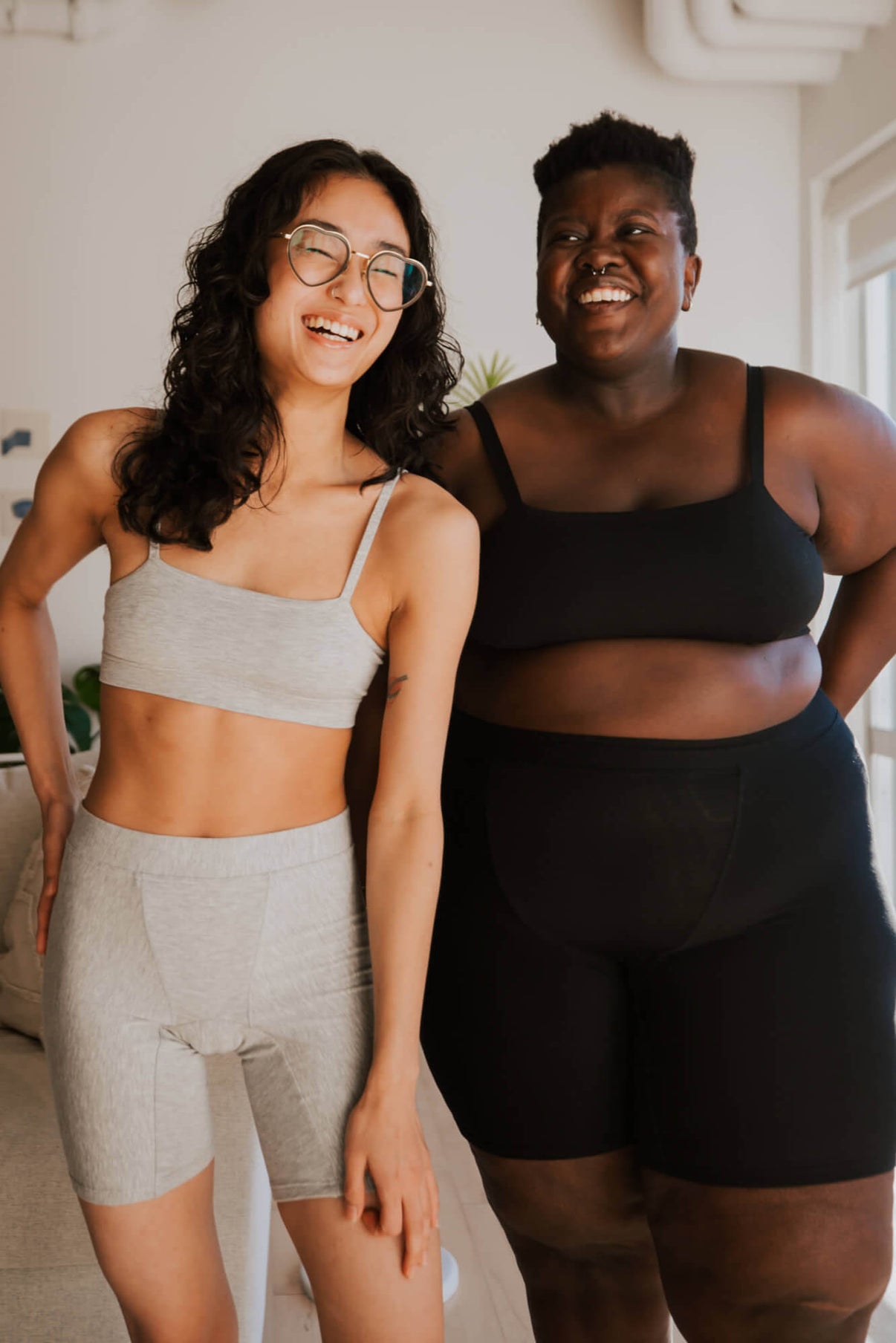 Grey | Model (L) is wearing size XS, Model (R) is wearing size 3XL